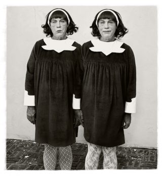Sandro Miller - Diane Arbus/ Identical Twins, Roselle, New Jersey (1967), 2014