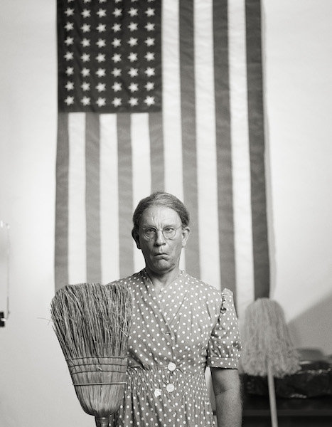 Sandro Miller - Gordon Parks/ American Gothic, Washington, D.C. (1942), 2014