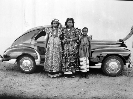 Seydou Keïta - Untitled, 1949-52, Gelatin silver print, printed 1997, 50 x 60 cm